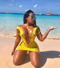 mrs honey nude